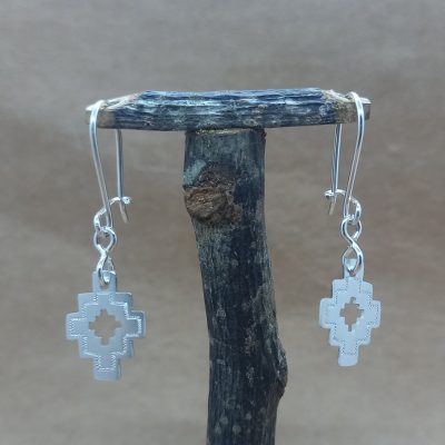 Aros Ngümin (greca o cruz simétrica)